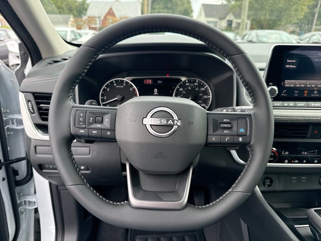 New 2026 Nissan Rogue SV - photo - 23