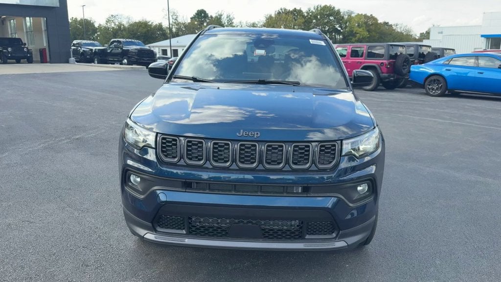 New 2026 Jeep Compass Latitude - photo - 1