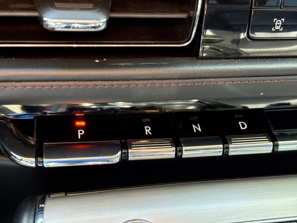 Pre-Owned 2023 Lincoln Aviator Standard - photo - 27