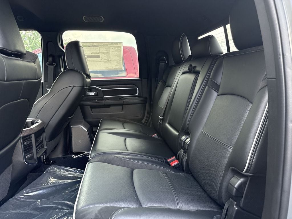 New 2026 Ram 2500 Laramie - photo - 18