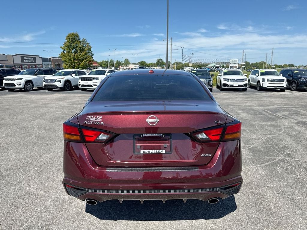 Pre-Owned 2025 Nissan Altima 2.5 SL - photo - 17