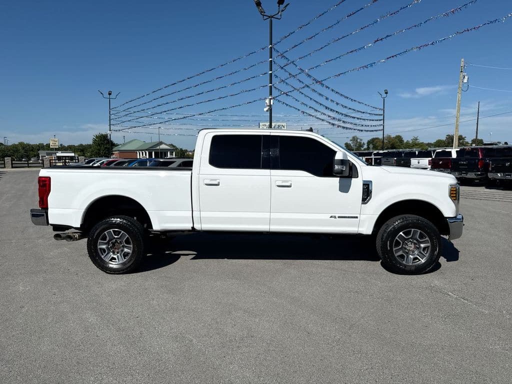 Pre-Owned 2019 Ford F-250SD Lariat - photo - 5