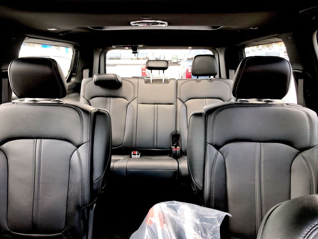 New 2026 Jeep Grand Wagoneer Limited Altitude - photo - 12