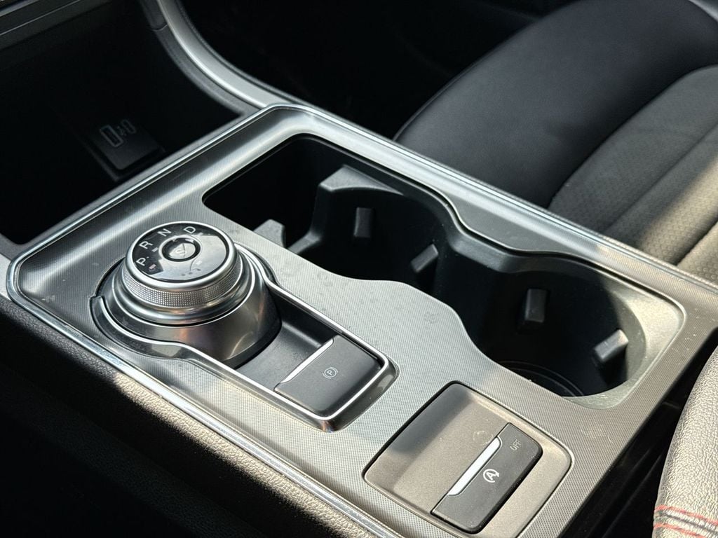 Pre-Owned 2022 Ford Edge ST Line - photo - 25
