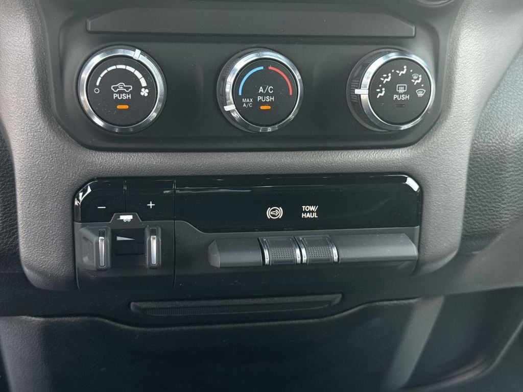 Pre-Owned 2022 Ram 2500 Big Horn - photo - 28