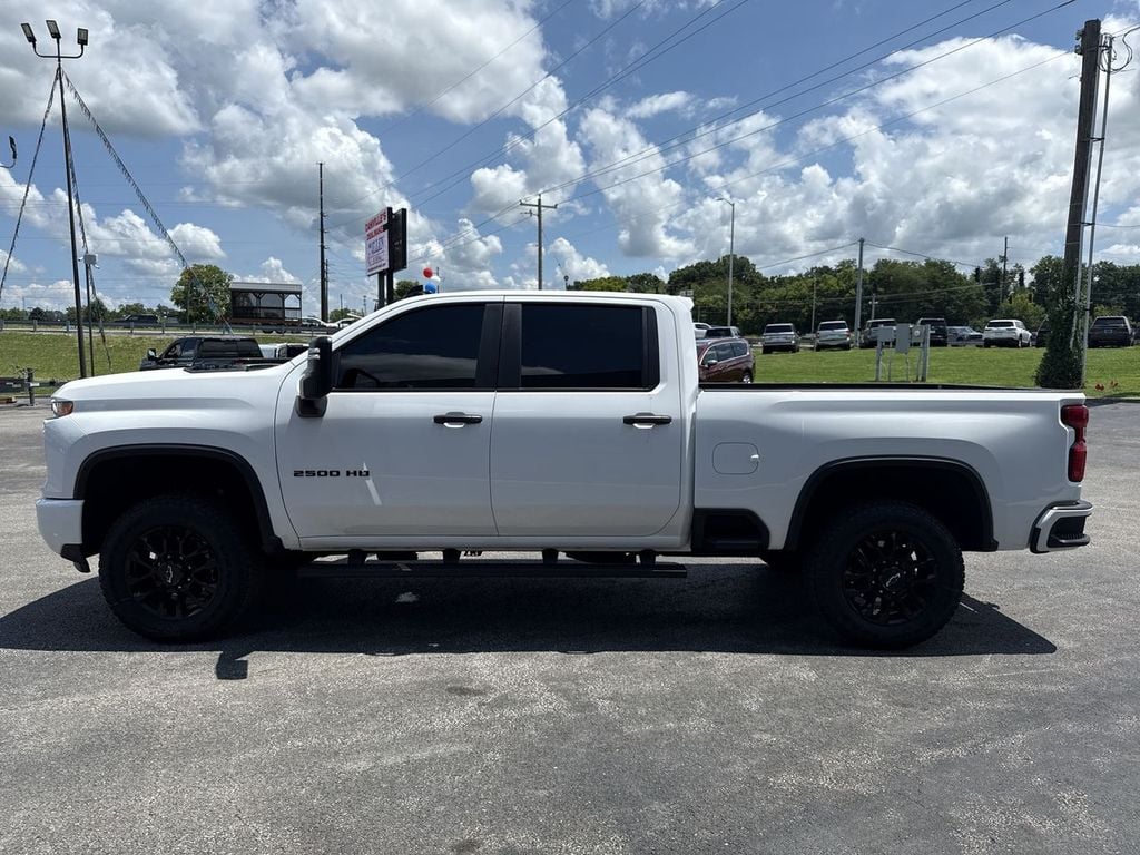 Pre-Owned 2026 Chevrolet Silverado 2500HD Custom - photo - 10