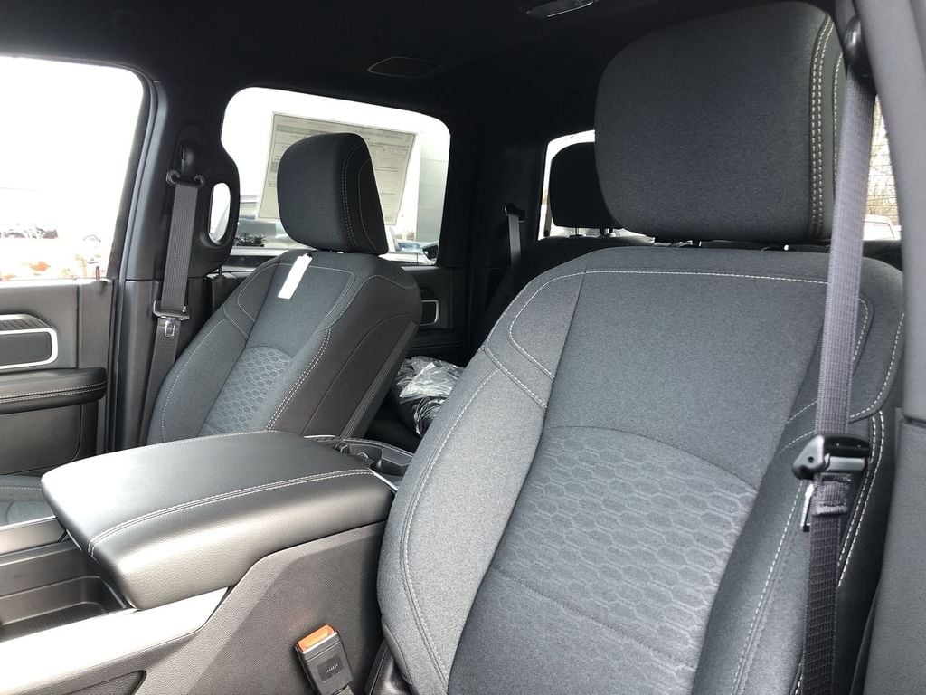 New 2026 Ram 2500 Big Horn - photo - 12