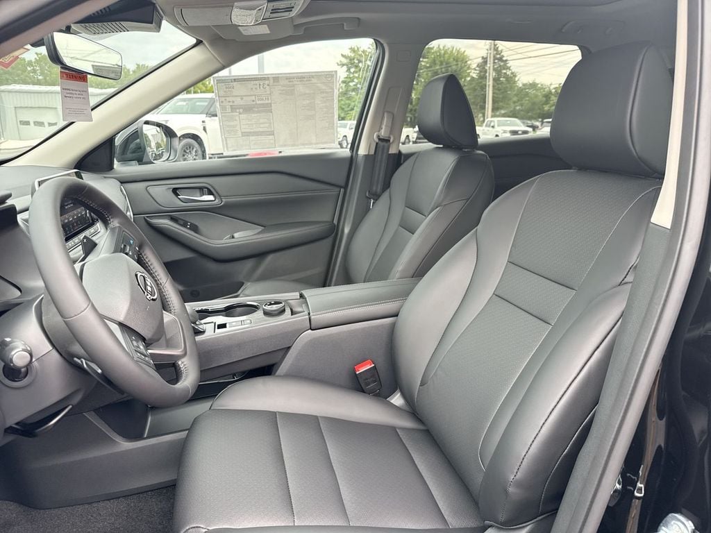New 2026 Nissan Rogue Dark Armor - photo - 21