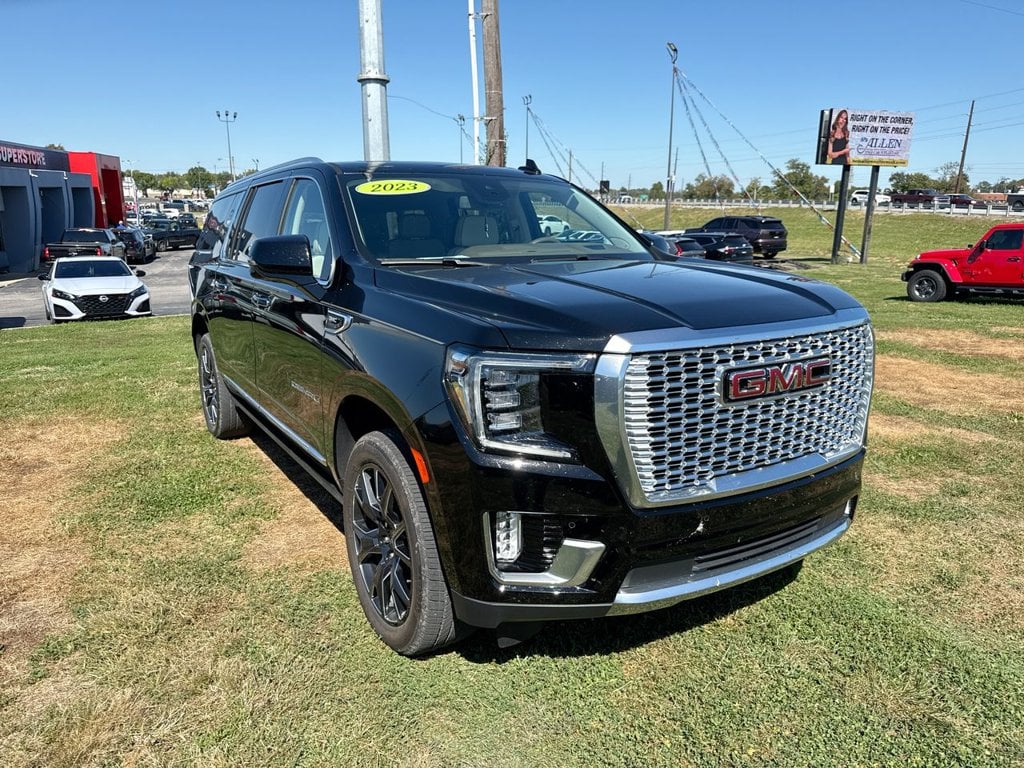 Pre-Owned 2023 GMC Yukon XL Denali - photo - 14