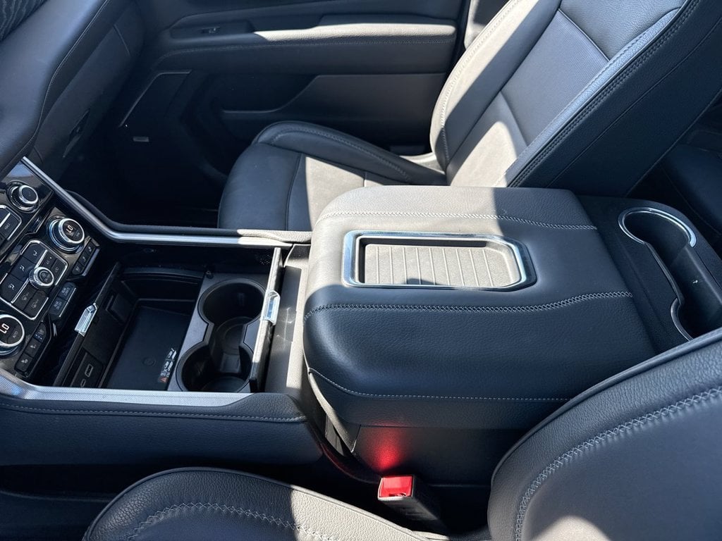 Pre-Owned 2023 GMC Yukon Denali - photo - 27