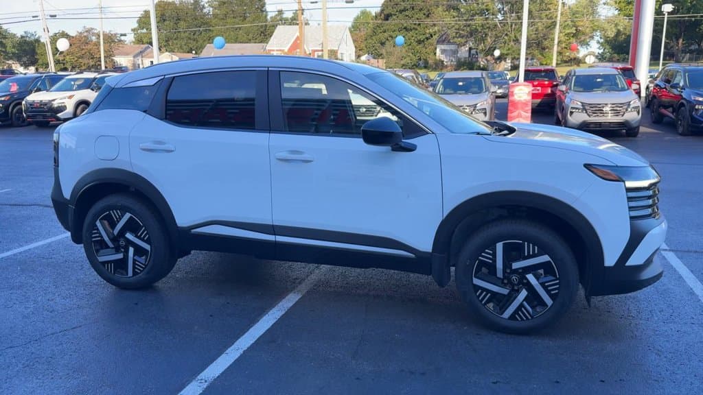 New 2027 Nissan Kicks SV - photo - 7