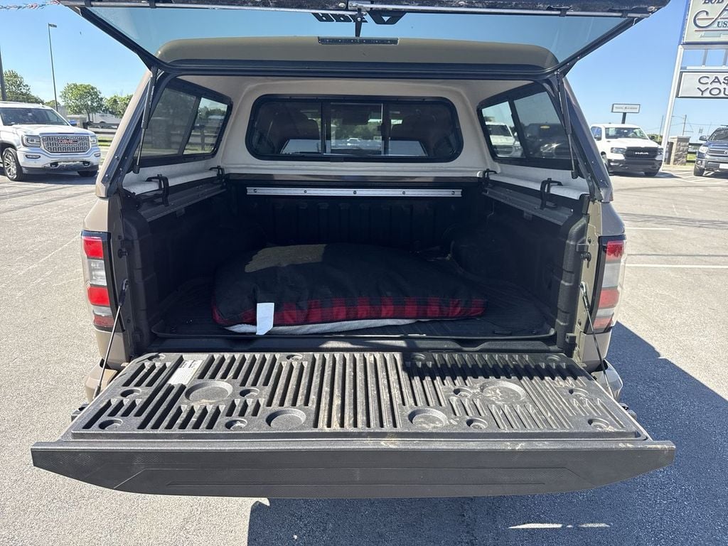 Pre-Owned 2023 Nissan Frontier PRO-4X - photo - 16