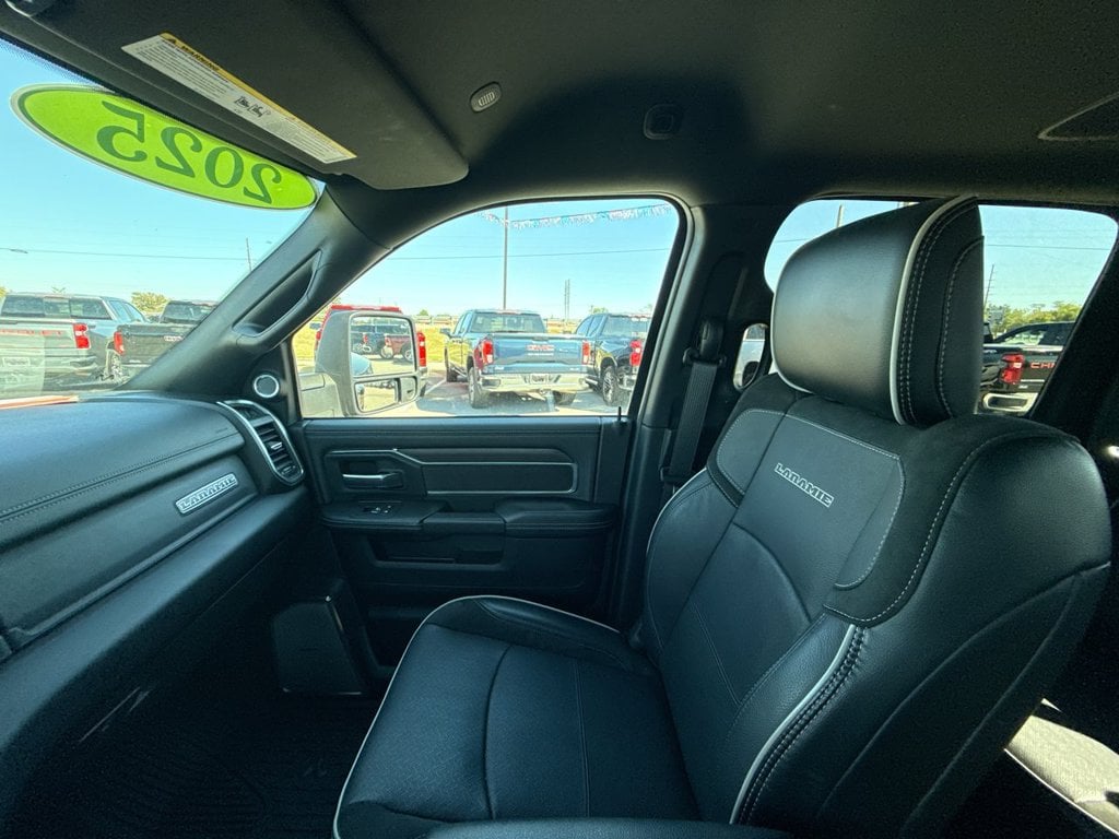 Pre-Owned 2025 Ram 3500 Laramie - photo - 30
