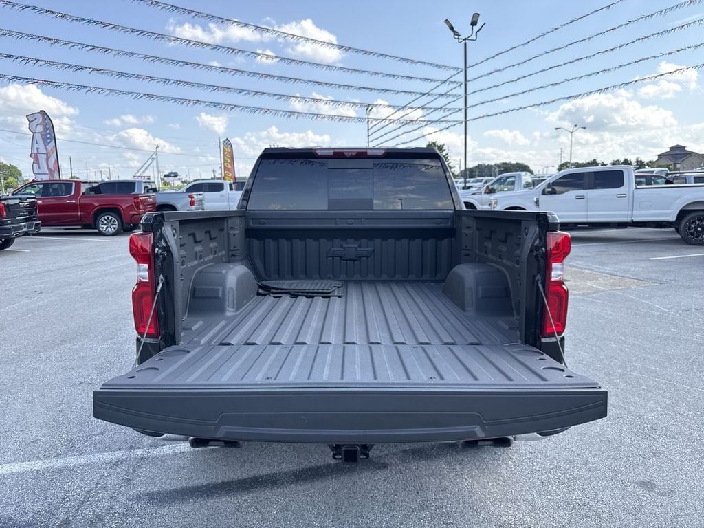Pre-Owned 2026 Chevrolet Silverado 1500 LTZ - photo - 16