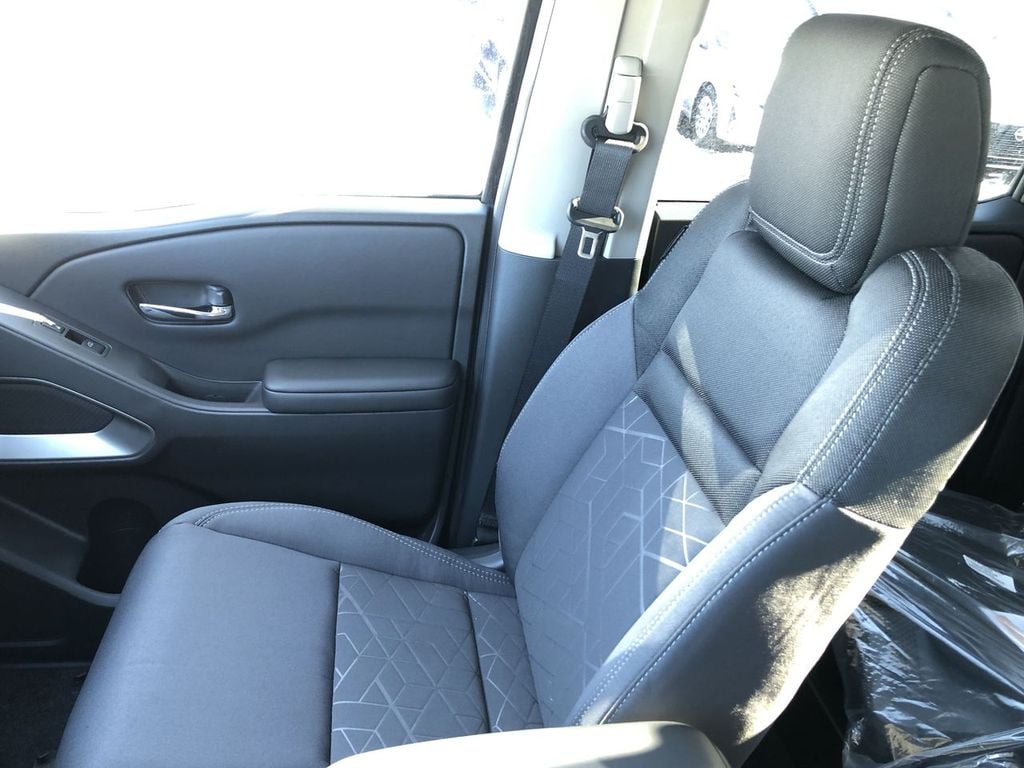 New 2026 Nissan Frontier SV - photo - 29