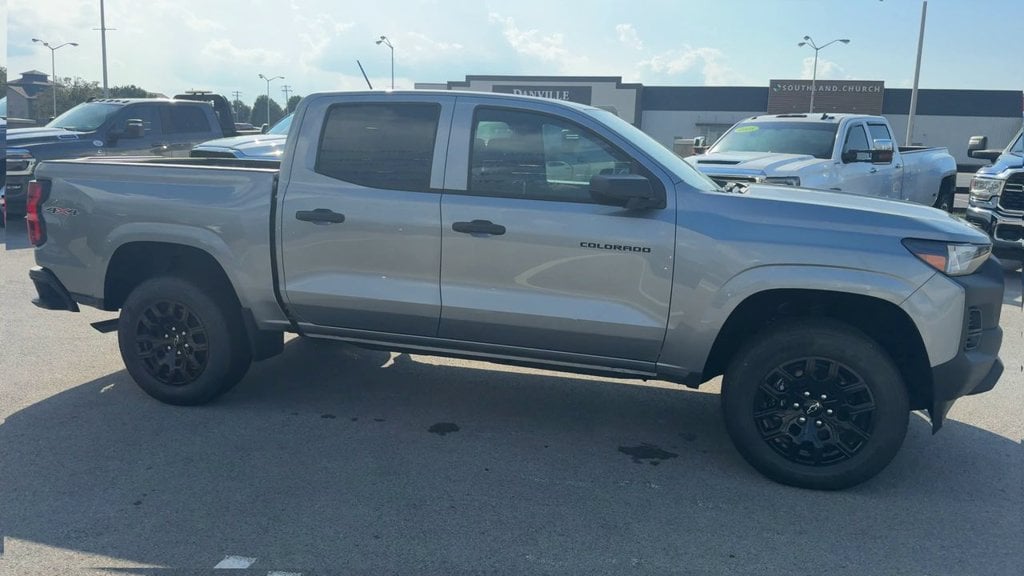 Pre-Owned 2026 Chevrolet Colorado Work Truck - photo - 7