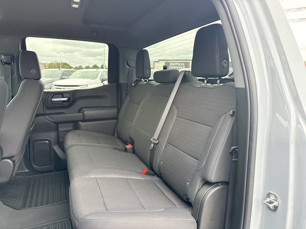 Pre-Owned 2024 Chevrolet Silverado 1500 Custom - photo - 18