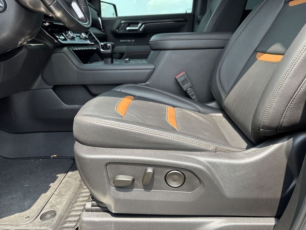 Pre-Owned 2025 GMC Sierra 1500 AT4 - photo - 21