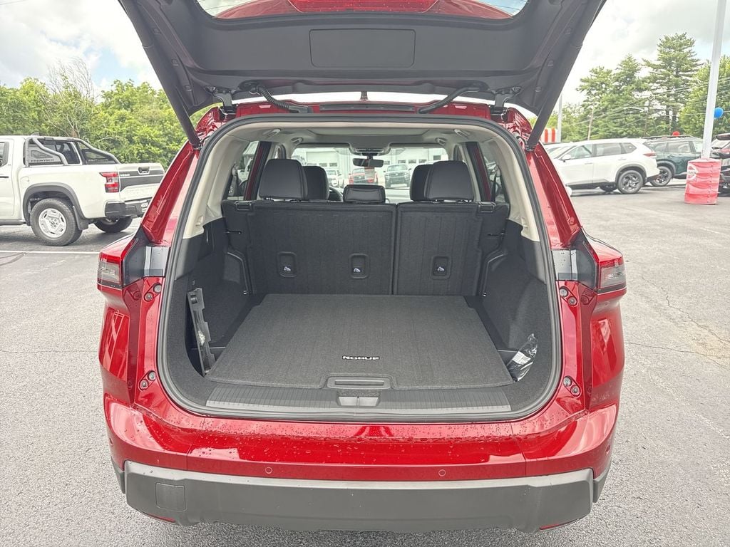 New 2026 Nissan Rogue Dark Armor - photo - 16