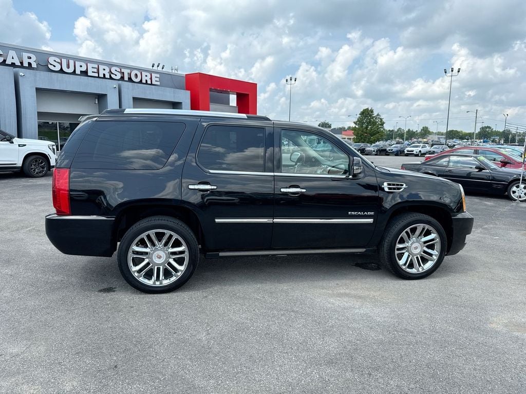 Pre-Owned 2014 Cadillac Escalade Platinum Edition - photo - 5