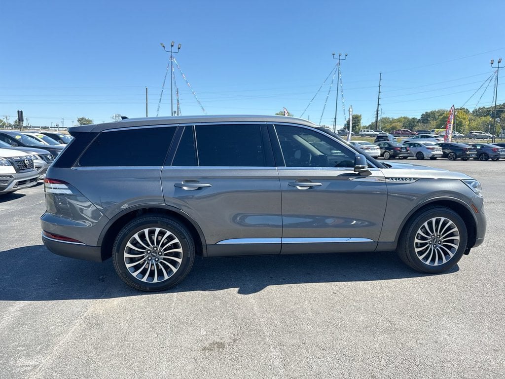 Pre-Owned 2023 Lincoln Aviator Standard - photo - 13