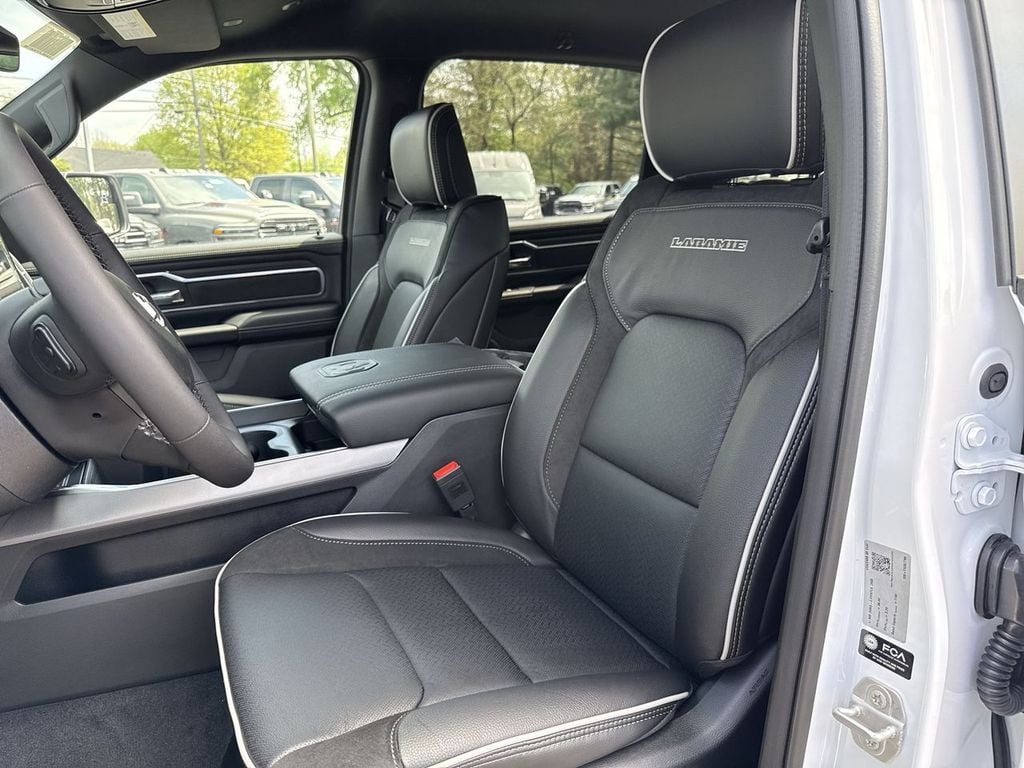 New 2026 Ram 1500 Laramie - photo - 20