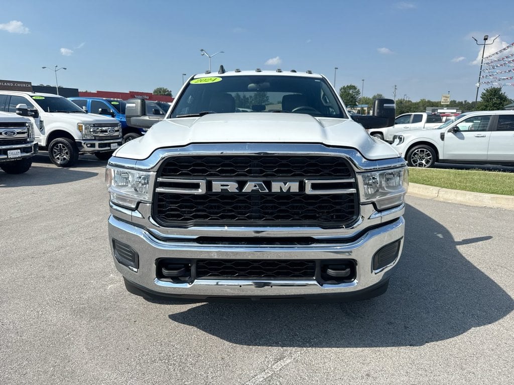 Pre-Owned 2024 Ram 3500 Tradesman - photo - 7