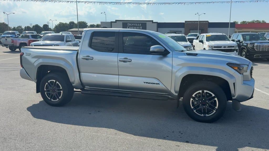 Pre-Owned 2025 Toyota Tacoma Hybrid TRD Sport - photo - 7