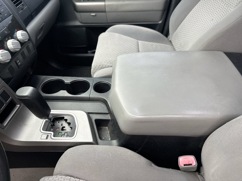 Pre-Owned 2011 Toyota Tundra Grade - photo - 16