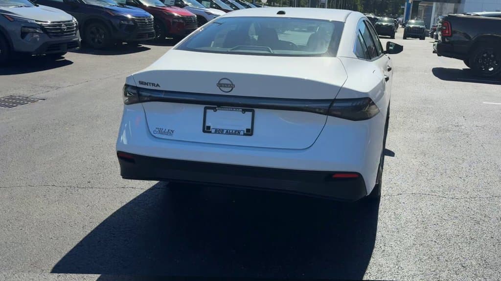 New 2027 Nissan Sentra S - photo - 5