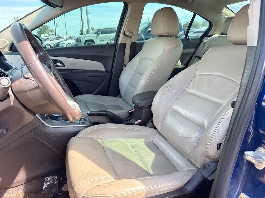 Pre-Owned 2012 Chevrolet Cruze 2LT - photo - 9