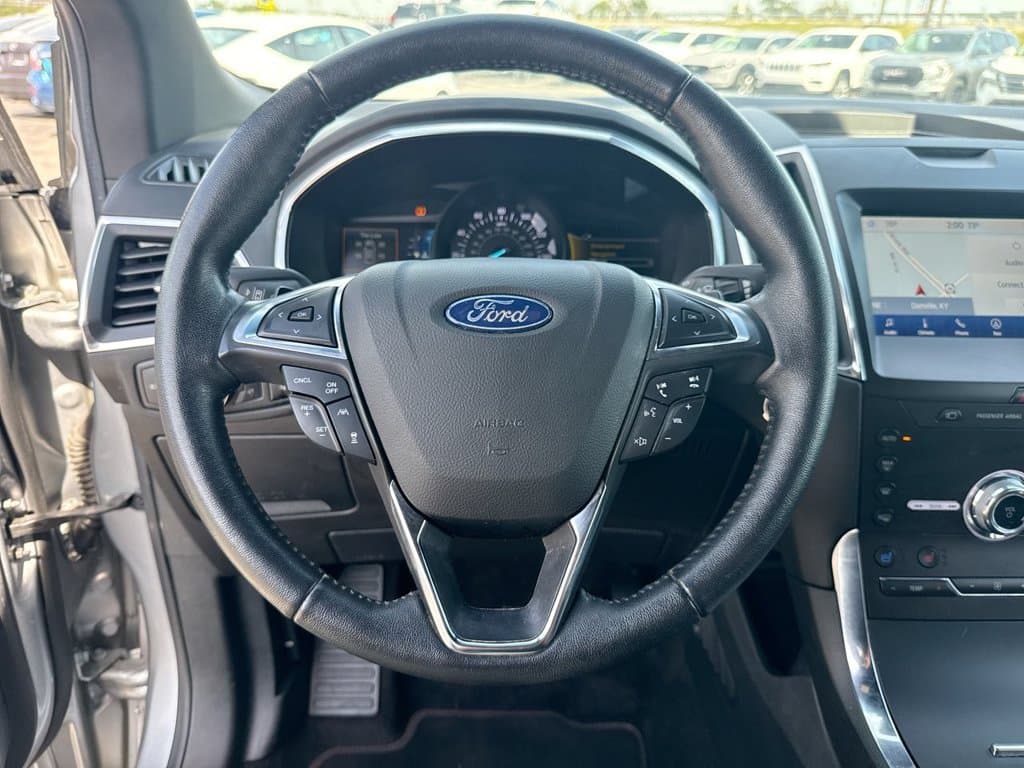 Pre-Owned 2020 Ford Edge Titanium - photo - 15
