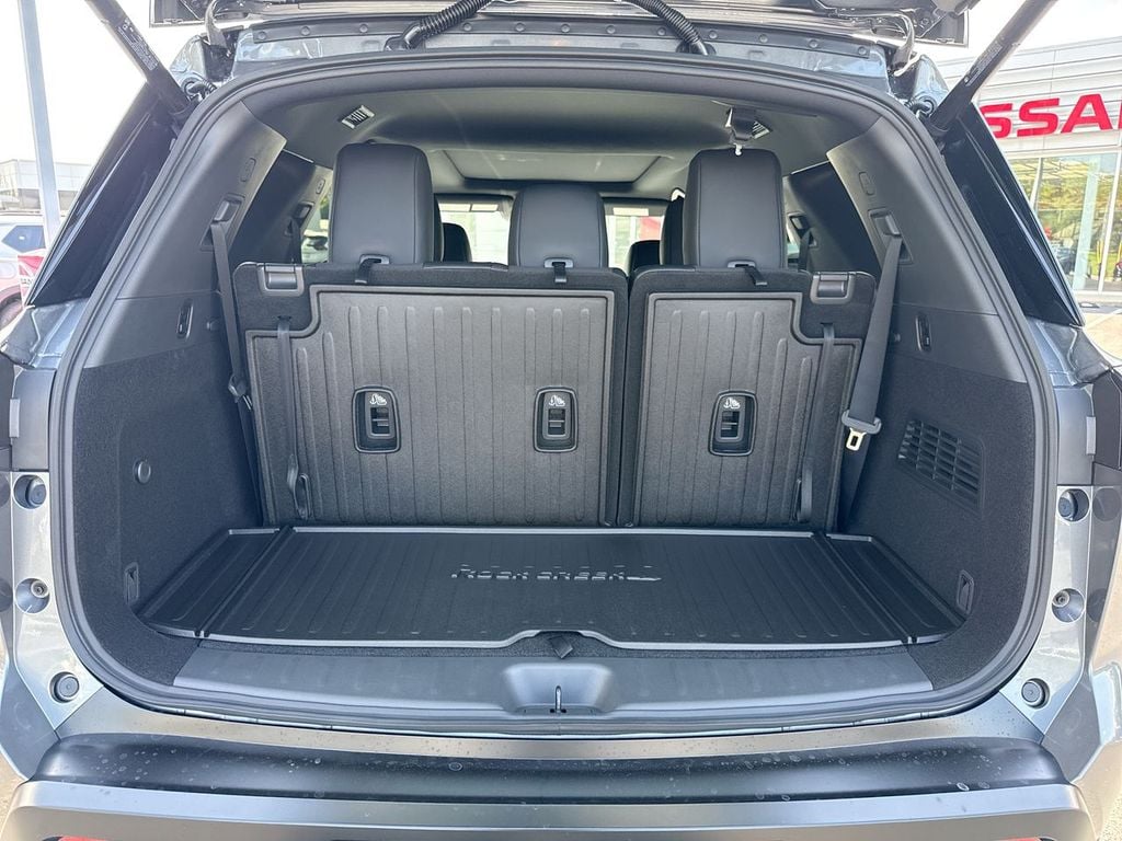 New 2026 Nissan Pathfinder Rock Creek - photo - 16