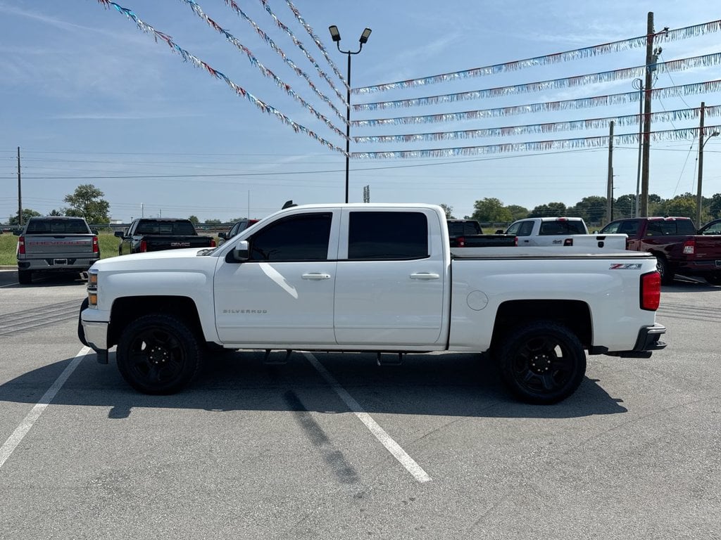 Pre-Owned 2015 Chevrolet Silverado 1500 LT - photo - 2