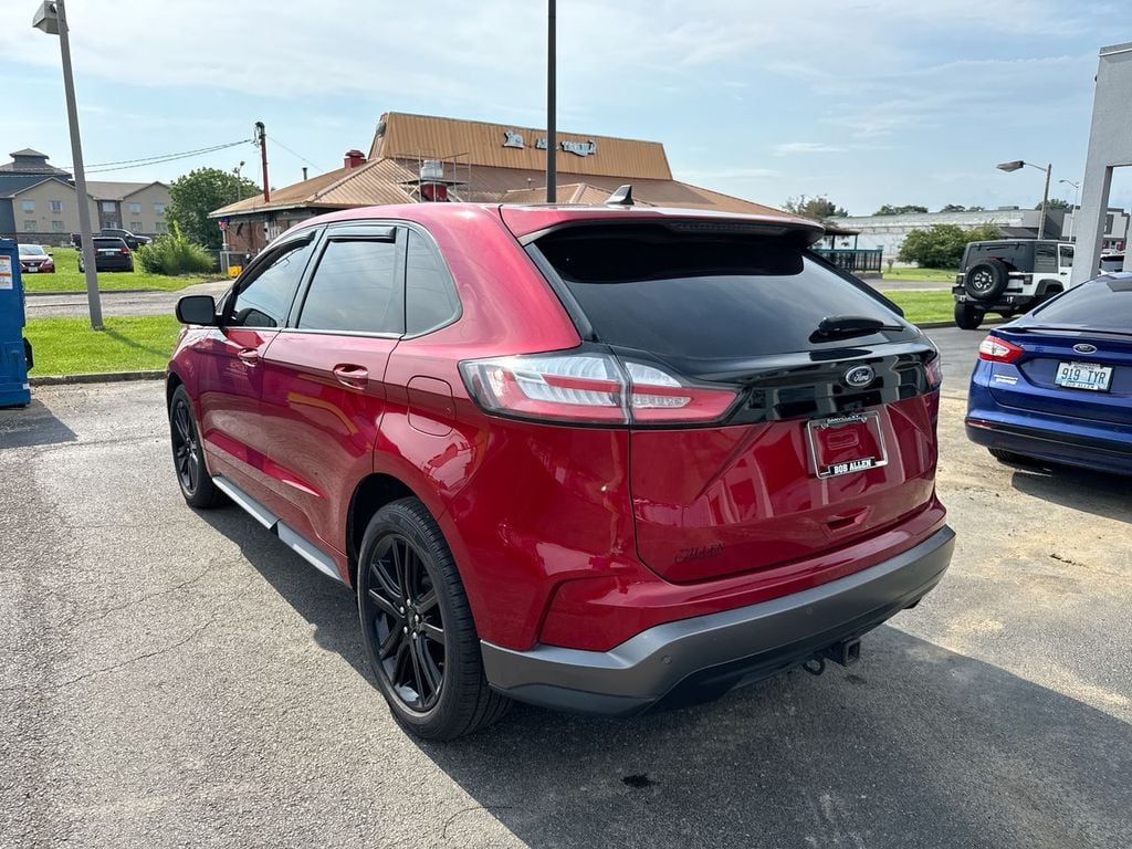 Pre-Owned 2022 Ford Edge ST Line - photo - 11