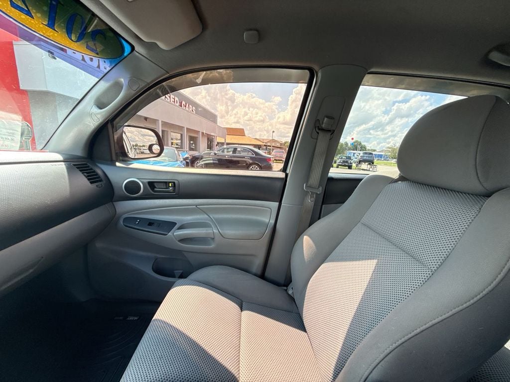 Pre-Owned 2012 Toyota Tacoma Base - photo - 21