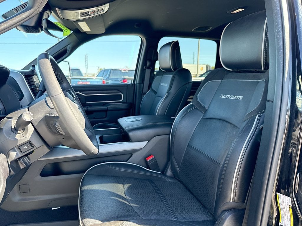 Pre-Owned 2025 Ram 3500 Laramie - photo - 20
