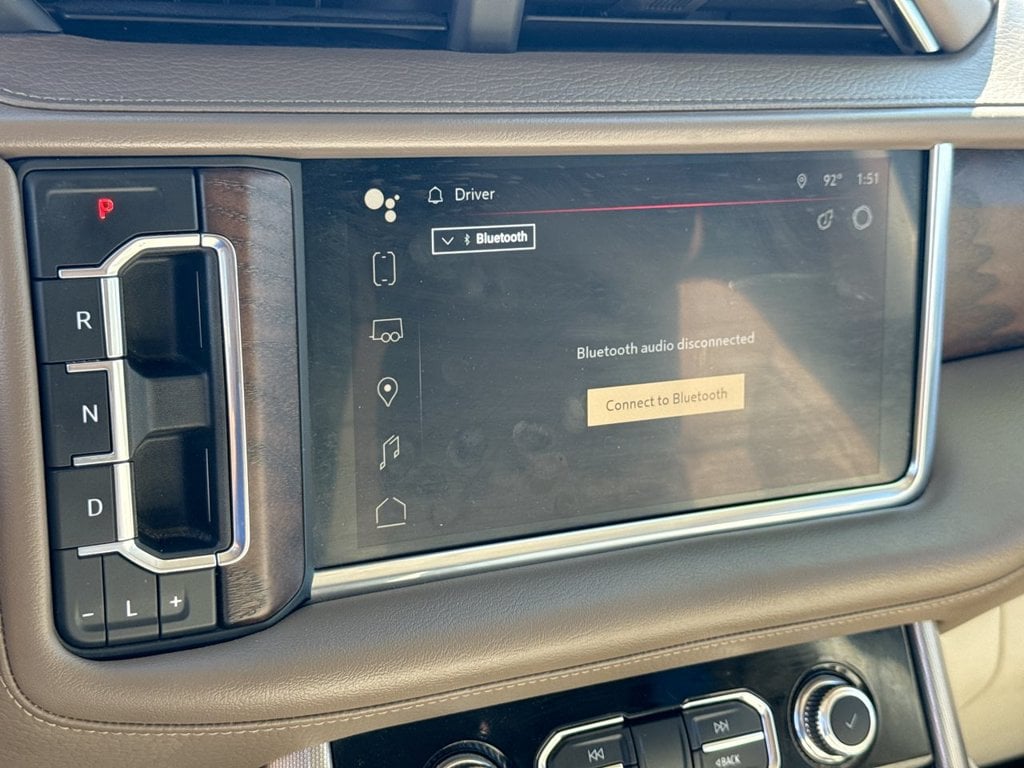 Pre-Owned 2023 GMC Yukon XL Denali - photo - 29