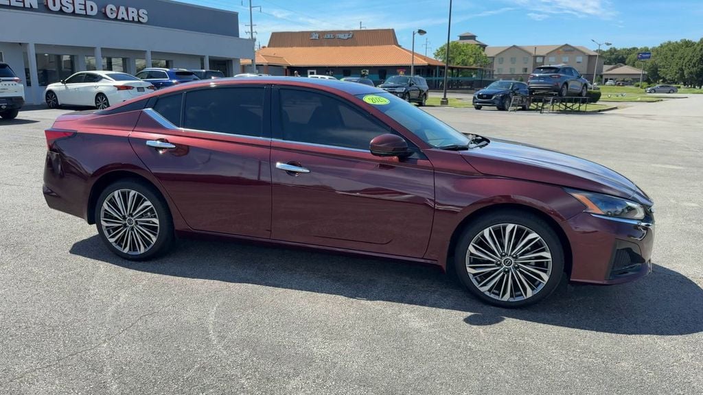 Pre-Owned 2025 Nissan Altima 2.5 SL - photo - 7