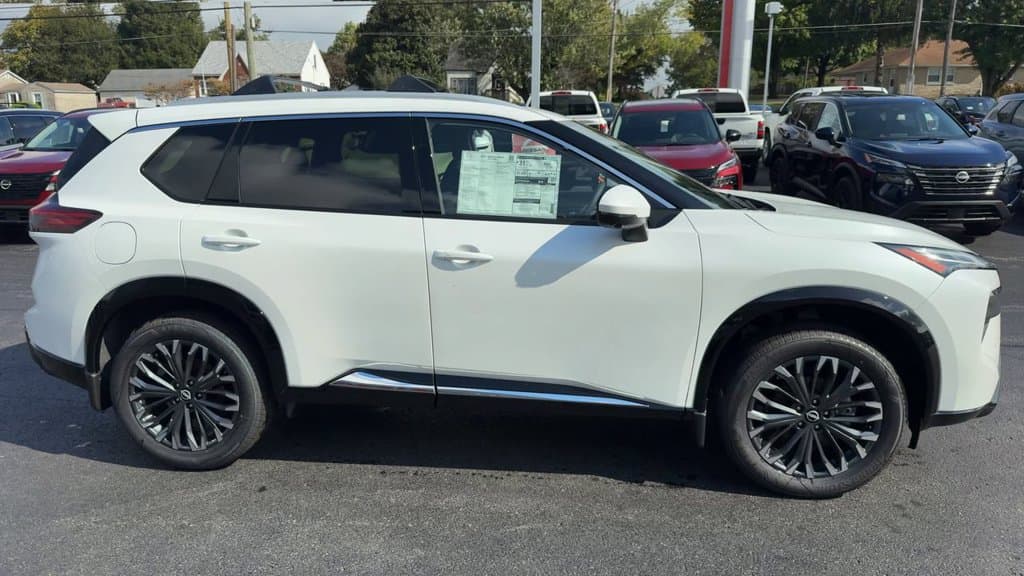 New 2026 Nissan Rogue Platinum - photo - 7
