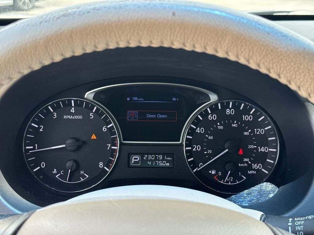 Pre-Owned 2014 Nissan Altima 2.5 SL - photo - 15