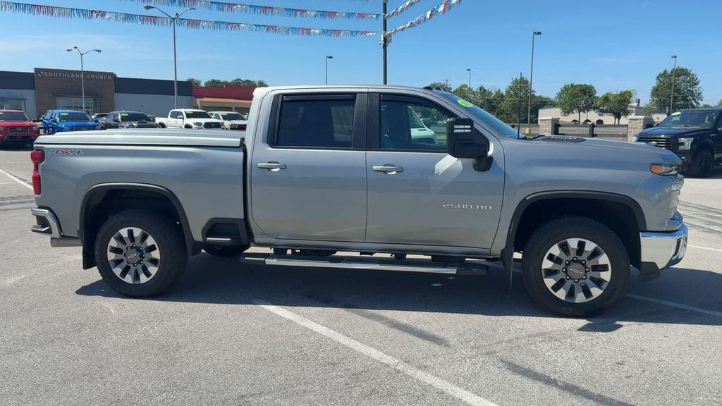 Pre-Owned 2025 Chevrolet Silverado 2500HD LT - photo - 7