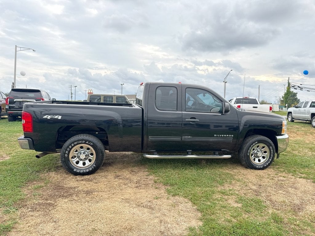 Pre-Owned 2012 Chevrolet Silverado 1500 LS - photo - 5