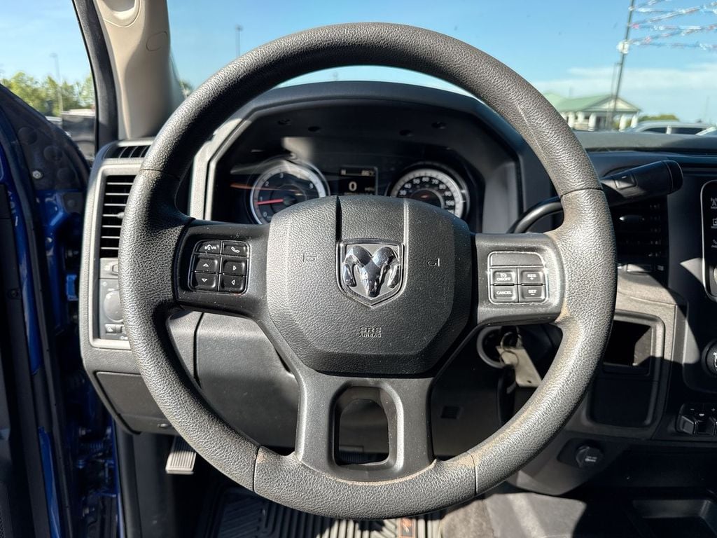 Pre-Owned 2018 Ram 2500 Tradesman - photo - 14