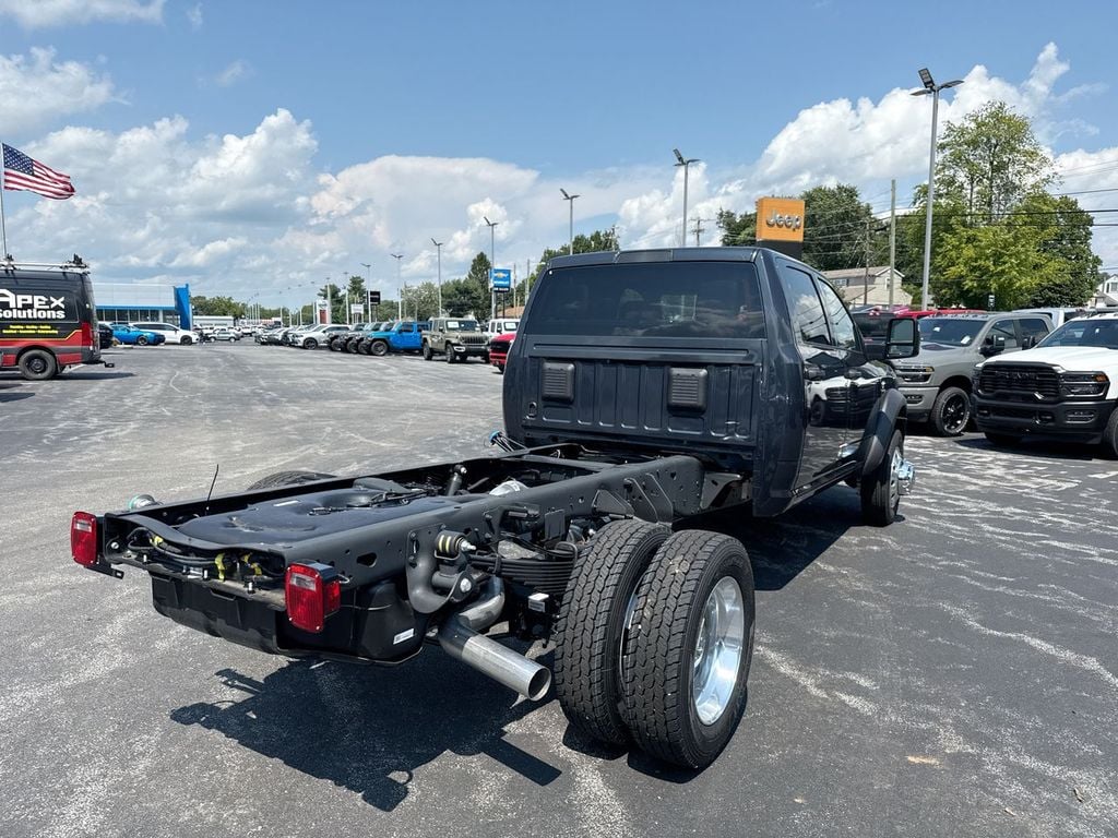New 2026 Ram 4500HD Tradesman - photo - 12