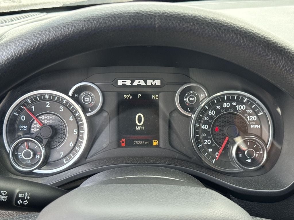 Pre-Owned 2025 Ram 1500 Tradesman - photo - 23