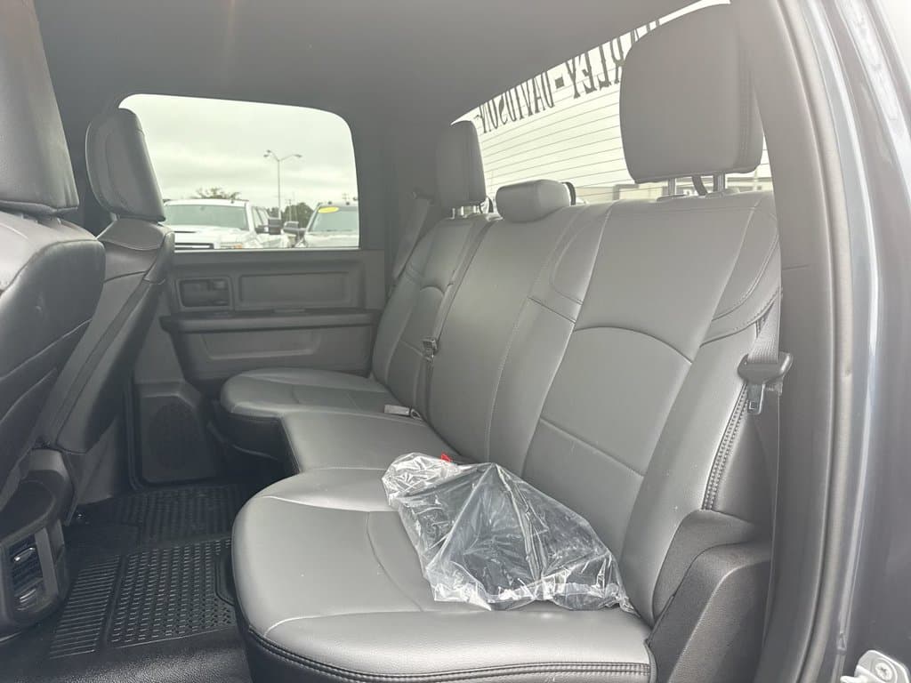 Pre-Owned 2025 Ram 2500 Tradesman - photo - 18