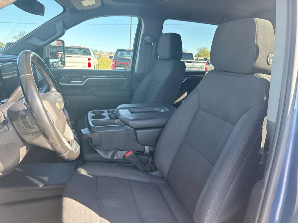 Pre-Owned 2025 Chevrolet Silverado 3500HD LT - photo - 20