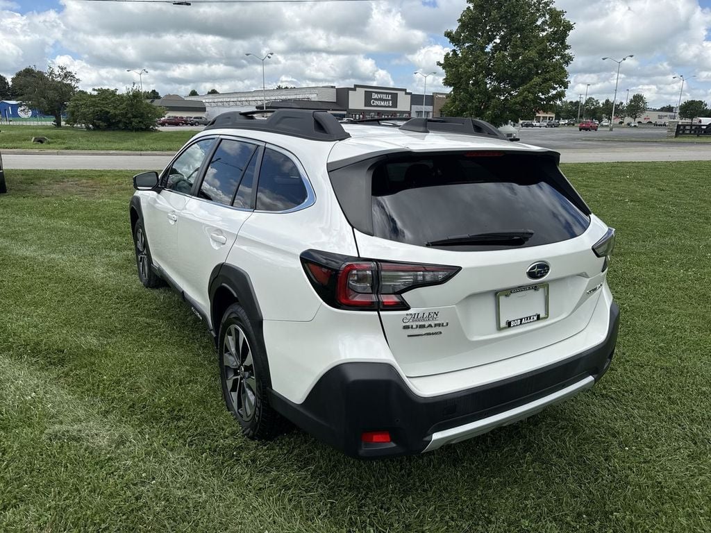 Pre-Owned 2024 Subaru Outback Limited - photo - 11