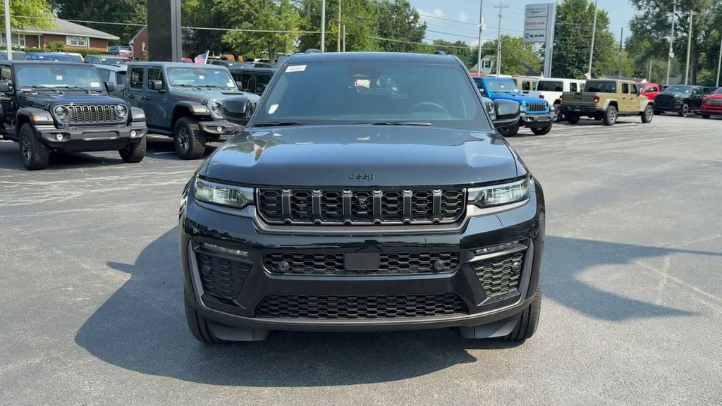 New 2026 Jeep Grand Cherokee - photo - 1